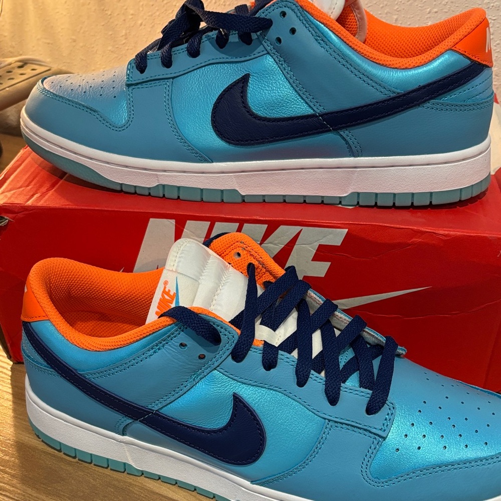 Nike Dunk Low SE Baltic Blue/ Deep Royal Blue Sneakers